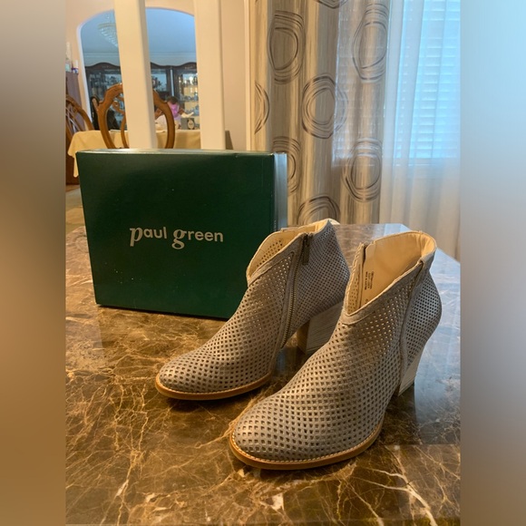Paul Green Cougar Bootie Size 9 Smoke Brushed Metallic - Picture 1 of 8
